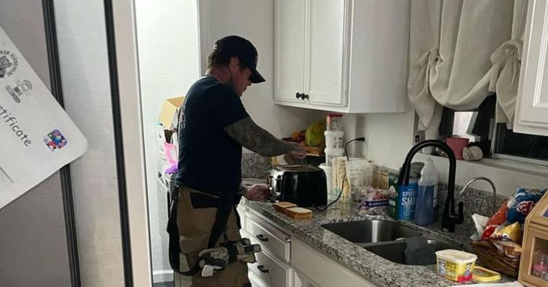 Firefighter steps up with wholesome gesture towards kids after distressed mom is taken to the hospital