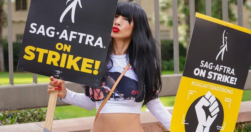 SAG-AFTRA strike might come to an end as the union reaches a deal with Hollywood studios
