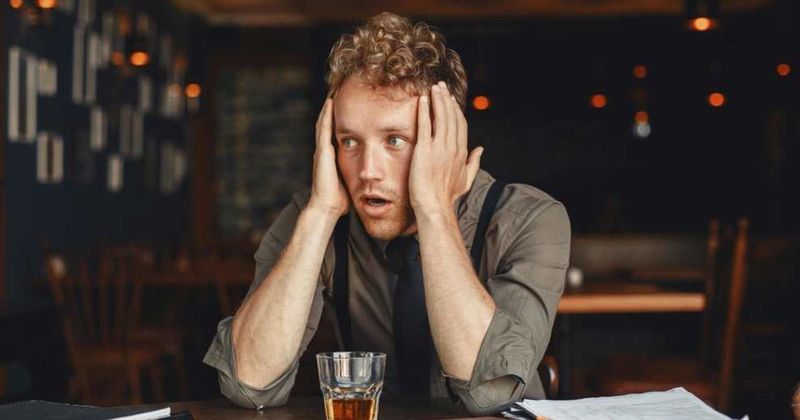Big wedding party crashed a café without booking it — then tried offering a $200 tip instead of the $500 rental fee