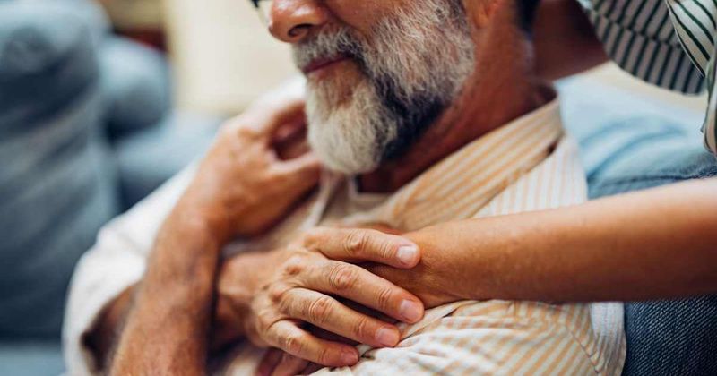 Husband's heartwarming way of showing love to his wife of 21 years has the internet swooning