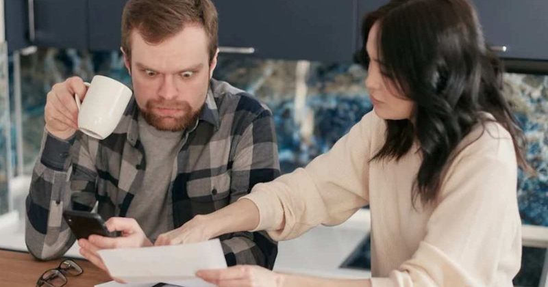 Tenants teach apartment manager a lesson after getting extremely high water bills