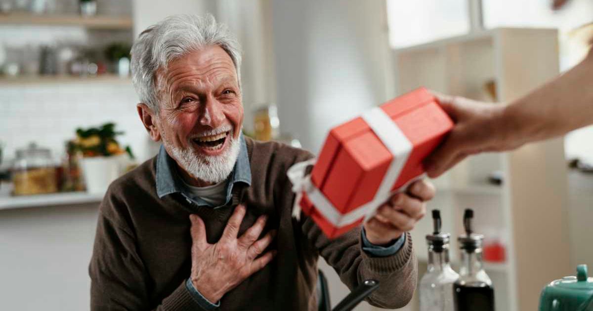 Daughter finds dad's favorite childhood toy from the 1950s. His reaction is filling our hearts
