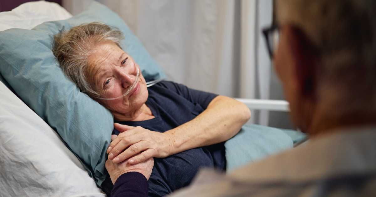 Hospice nurse reveals the biggest regret people have before passing