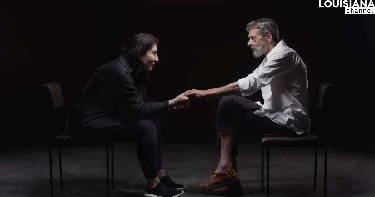 Artist breaks her own rule when she saw ex-boyfriend after 22 years at her silent art performance