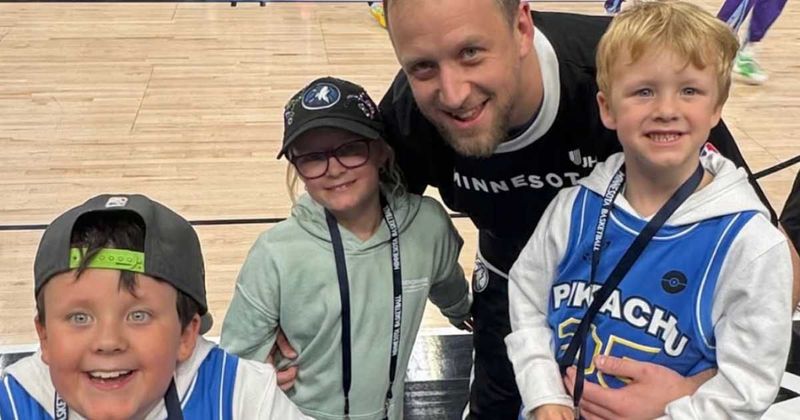 NBA coach gives veteran player his first start since 2022 to let his autistic son watch him play