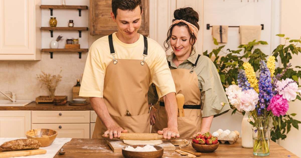 He tried to impress her by cooking on their first date. Dinner was a disaster — but the night not so much