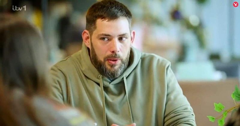 Abandoned in a toilet as a newborn, this man finally met his birth family — thanks to a TV show