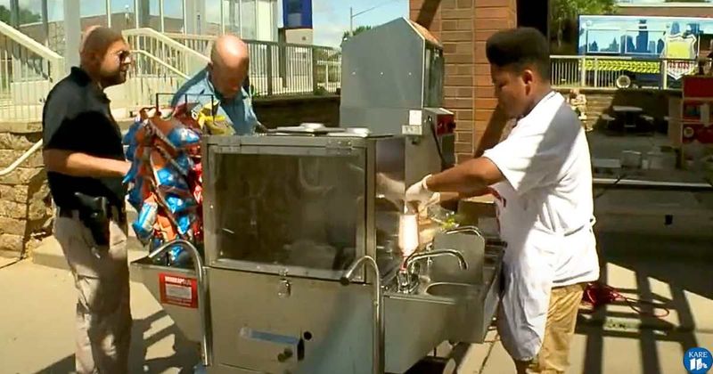 Someone tried to shut down a Minneapolis teen’s hot dog stand, but the city gave him a permit instead
