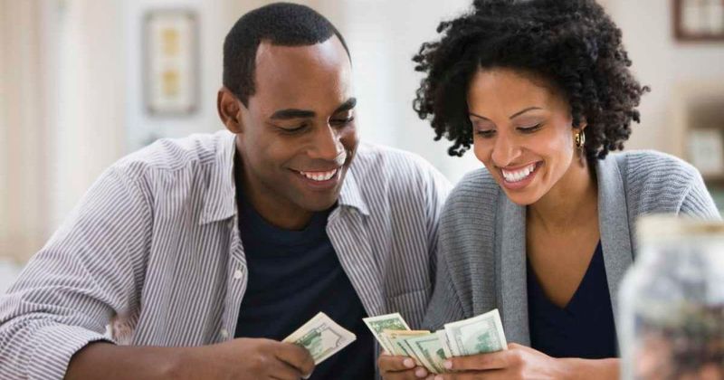 10 rich people who were once poor share priceless life advice