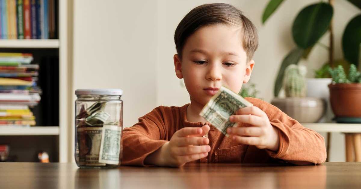 Illinois kid uses $1,000 prize to give sick friend a 'second chance' at life: 'Lucky to call him my son'