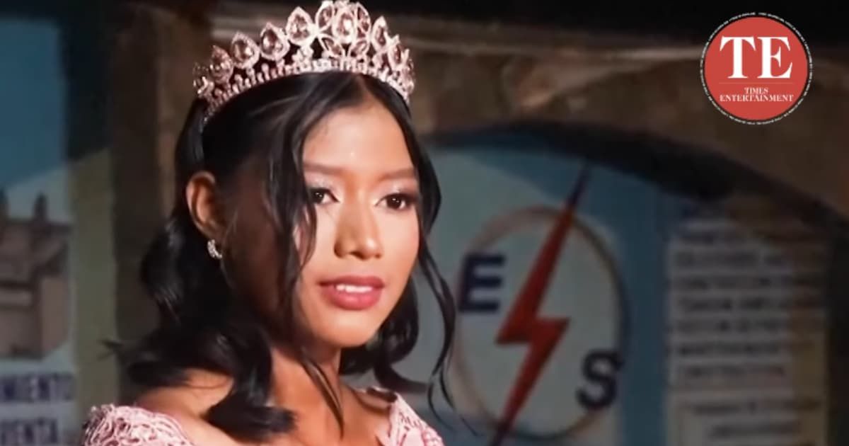 Garbage collector dad's heartbroken post about daughter's 'empty' quinceañera changed her life overnight