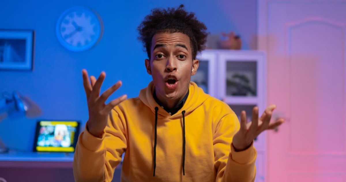 Man hurling racist slurs at creator during livestream gets a payback he could never have predicted