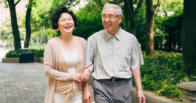 50 years after breaking up with his first love, he was back at her birthday party — this time on one knee