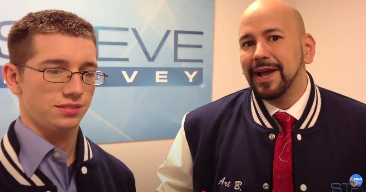 Teen walking 10 miles to job interview gets handed a job by stranger who saw his determination