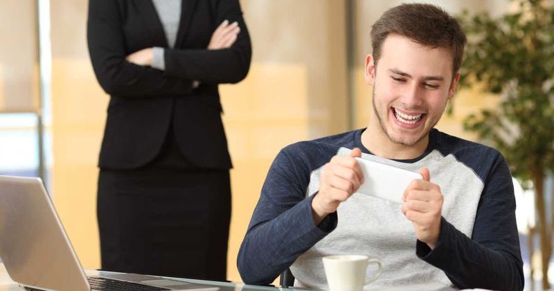 Manager starts 'scheduling' work breaks to make life difficult for employees — watches it fall apart within days