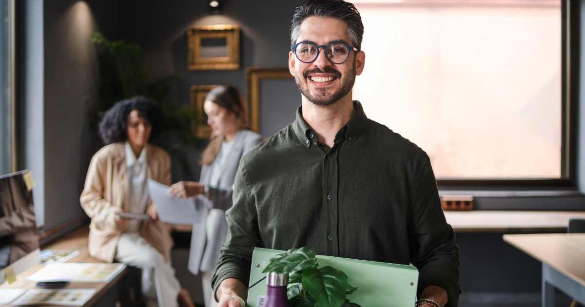 Employee leaves job after toxic store manager asks him to start working on his only day off