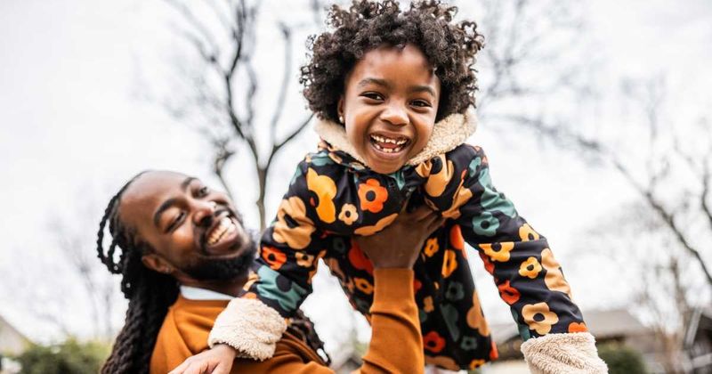 Heartfelt video captures daughter breaking down after stepfather opens up about the love he’s always carried for her