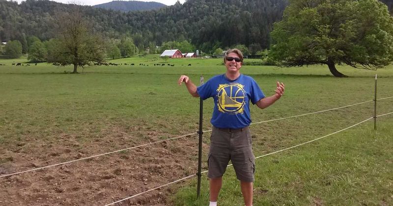 Homeless man with photographic memory saw a van that looked oddly familiar — one call turned his life around