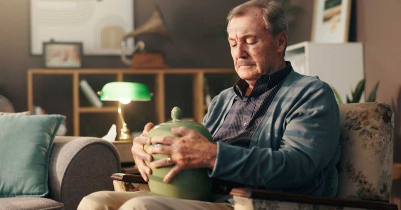 Dad spent years in silence after his wife died until his daughter found him whispering to her ashes