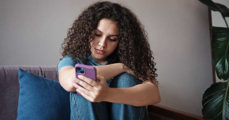 Gen Z is embracing Millennial-era ‘offline living’ to chase something they’ve never experienced in their lifetime