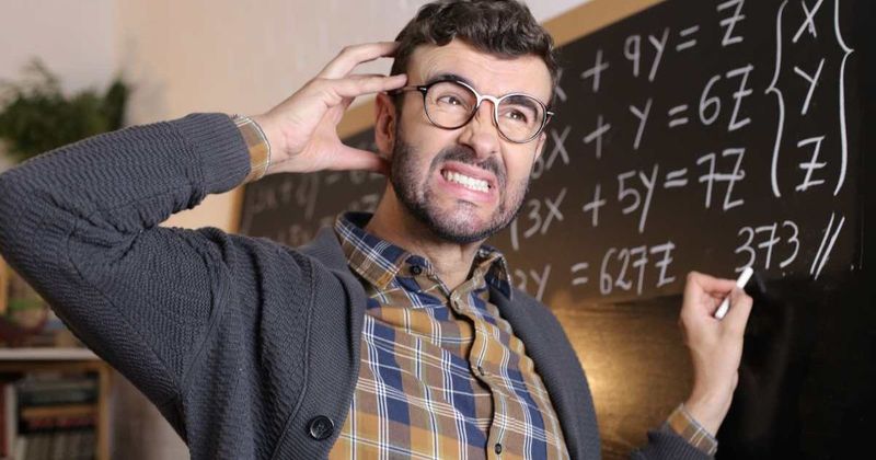 Teacher turned Comedian uses brilliant 'horse analogy' to explain why teachers are quitting the job