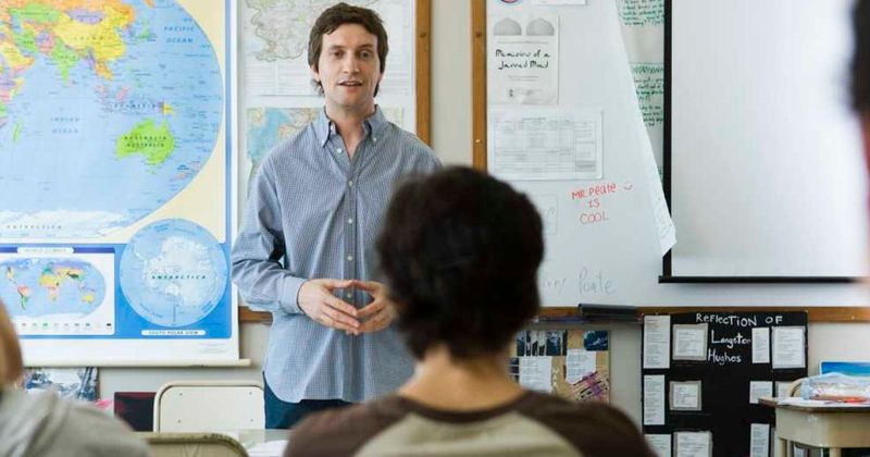 Teacher explains why he's 'lucky' after revealing to his class that he won't be teaching them next year