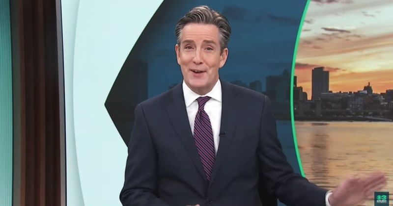 CBS anchor retires with 1,531 pairs of socks sent by viewers and a Guinness World Record