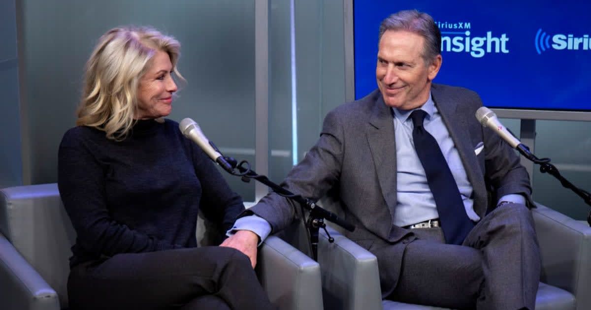 Former Starbucks CEO had lost all hope for the business — his pregnant wife’s words changed everything