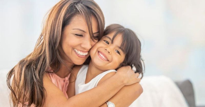 Student struggling in school emails teacher after years, explaining how a single hug healed her