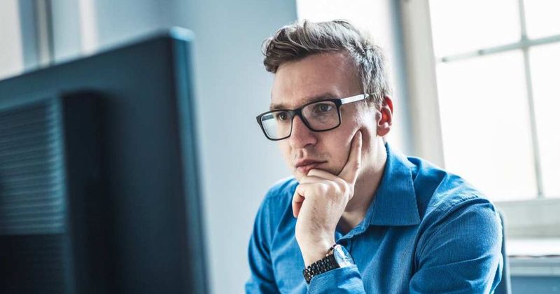 Man brags about working 85 hours per week — but doesn't realize the joke's on him