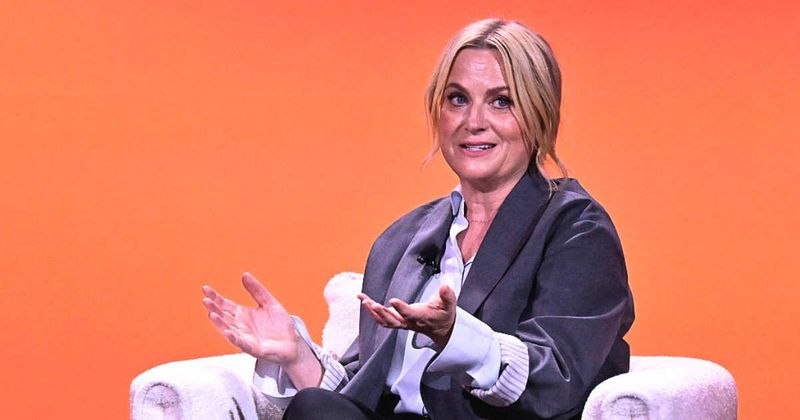 Amy Poehler sums up how boomers, Gen X, millennials, and Gen Z think about money in one sentence