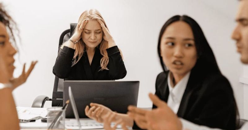 Employee gives selfish supervisor a parting gift that she will remember for her entire life