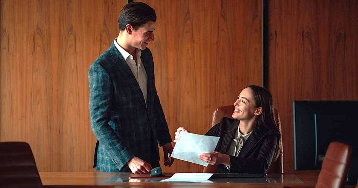 Lawyer turned down opposing counsel's request for a date, so he filed a ‘love petition’