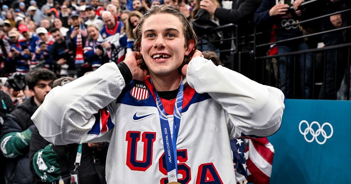 Male hockey players suffer 100% more dental injuries than women. Even though it's completely avoidable