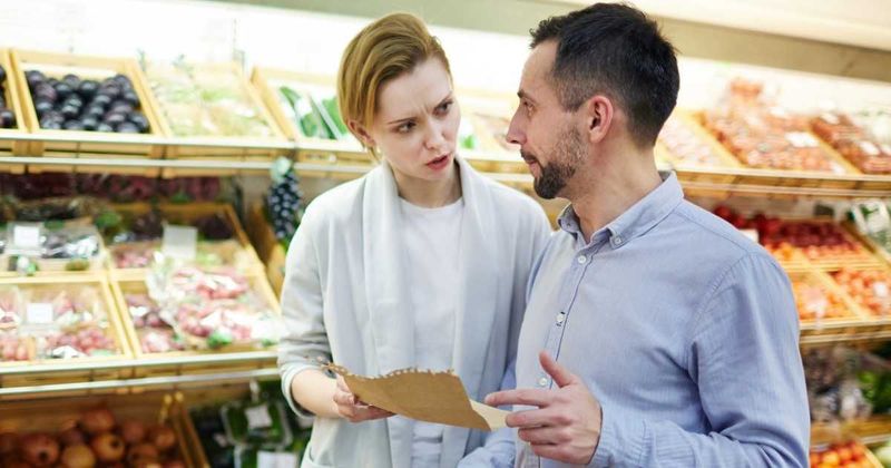 Husband demands pregnant wife 'cut back' on grocery bills. Her calm reply is making women feel seen