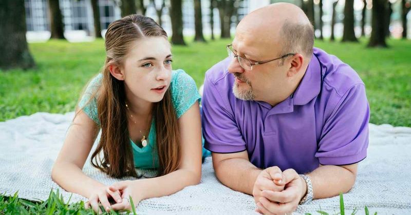 Dad records Q&A with daughter across 14 birthdays. The moment her voice changed broke the internet