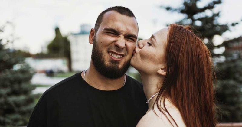 Stranger kisses man in front of his wife at the supermarket — not knowing she secretly set him up to ‘ask’ for it