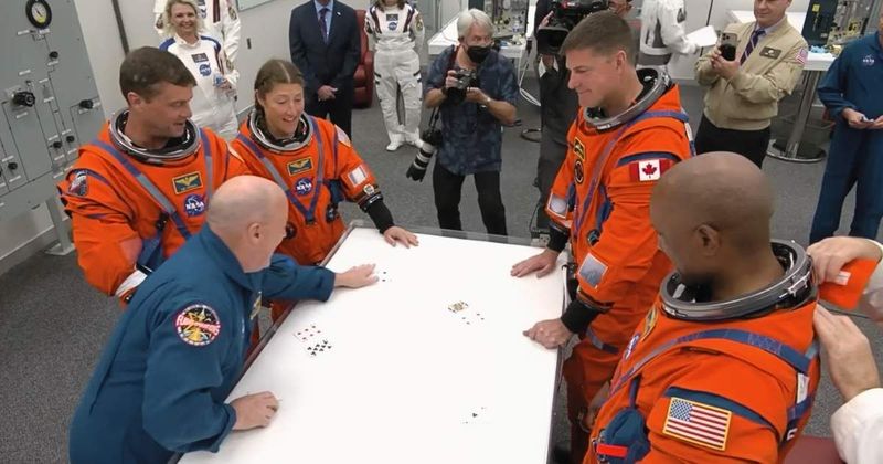 Artemis II astronauts played a poignant 'game of cards' before lifting off. Here's why