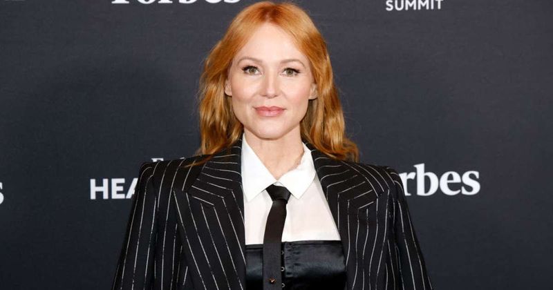 At 19, a homeless singer said 'no' to a million-dollar deal. Now 32, it earned her something money can't buy