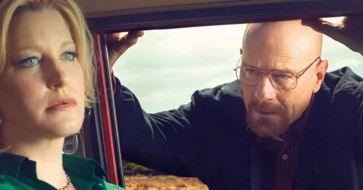 Bryan Cranston has the most 'green flag' reaction to people hating on his 'Breaking Bad' wife Skyler White