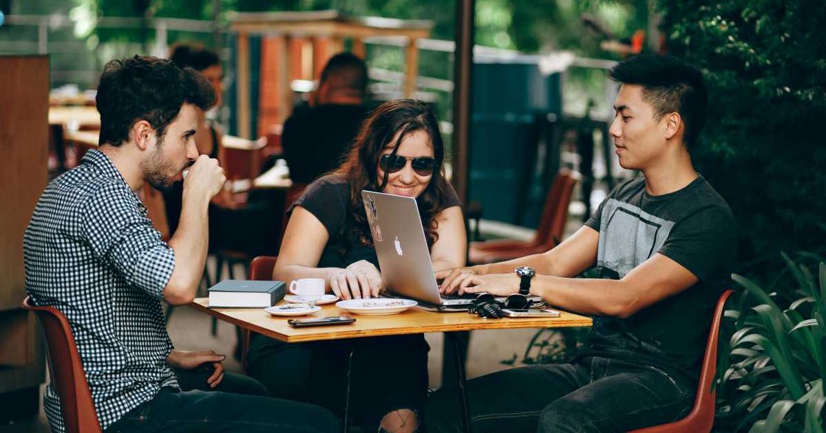 9 out of 10 companies say Gen Z needs ‘etiquette training’