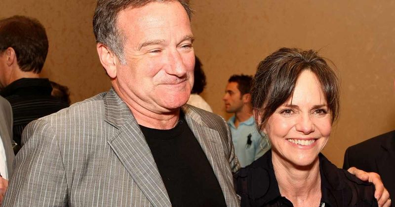 A tragic phone call shook Sally Field on the set of Mrs. Doubtfire — Robin Williams’ response still moves her
