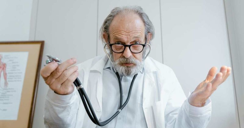 Patient gave Utah oncologist 4 stars for saving his life, leaving the doctor with one question