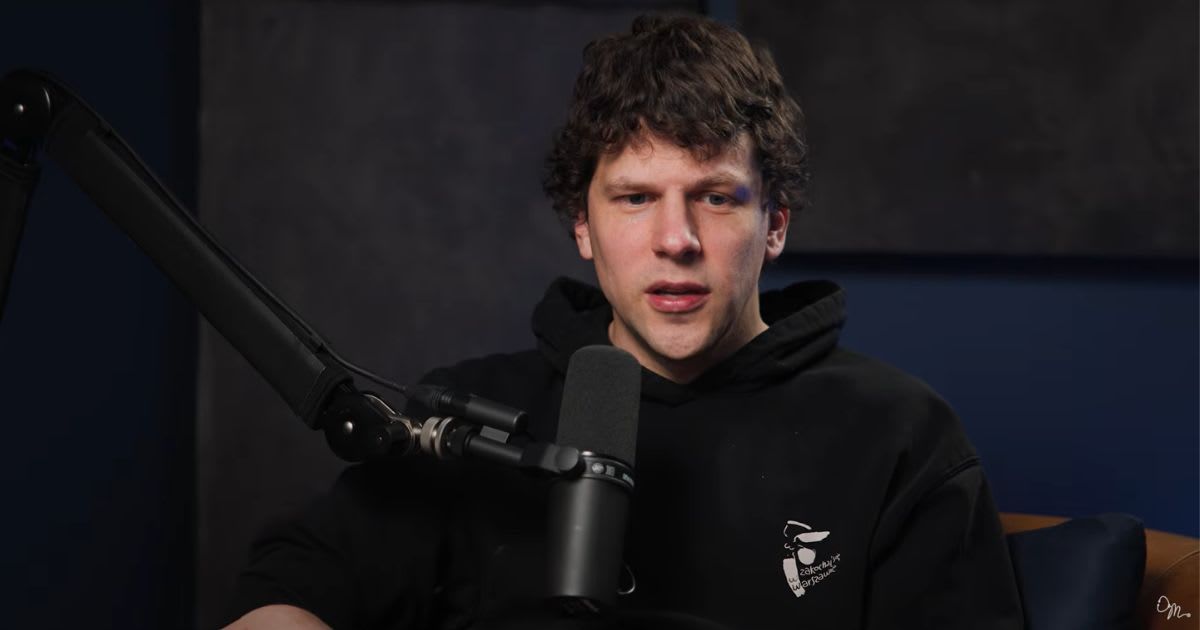 No one asked Jesse Eisenberg to donate a kidney. Here's why he did it anyway
