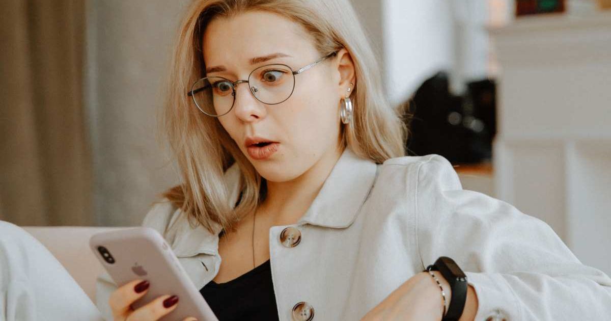 Woman logs into her bank account after a wild night out — shocked to find herself $50 billion in debt
