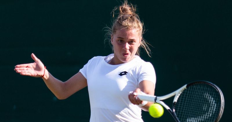 Broke tennis player couldn't afford a hotel room for her tournament. 2 weeks later, she won more money than her 8-year career combined