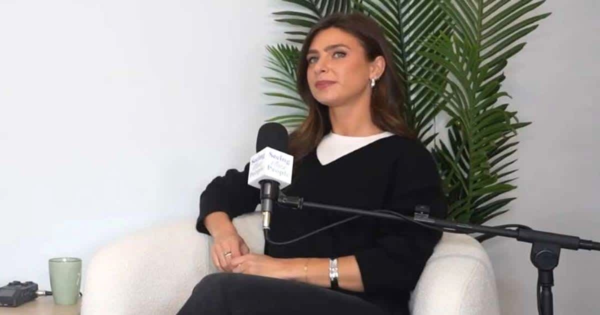She found a stranger's alarming request in her comments and asked one question. It ended her marriage before it even began