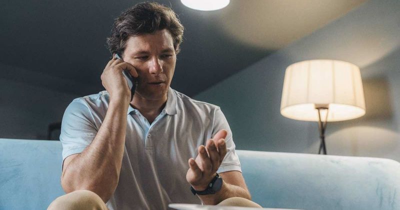Woman faked an entire job interview to ask an athlete out — he does not know if he should marry her or get a restraining order 