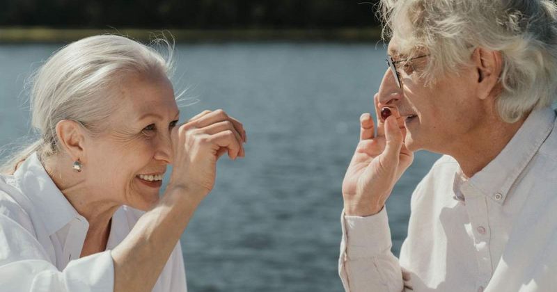 She sent a DM after noticing stranger's peculiar nose on LinkedIn. It was the end of a 70-year search