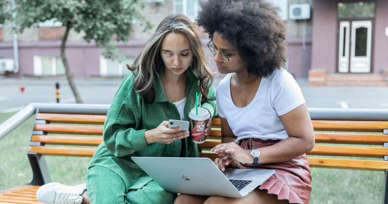 She was excited to finally date a stranger from Instagram — until her BFF found his old Facebook profile and immediately barred the door